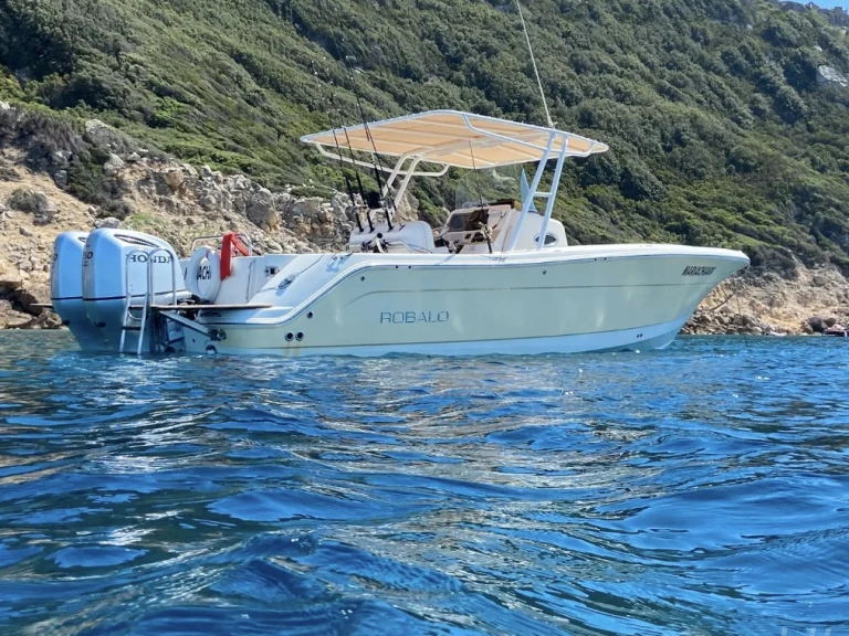 Noleggio a Napoli – Robalo R30 su SamBoat
