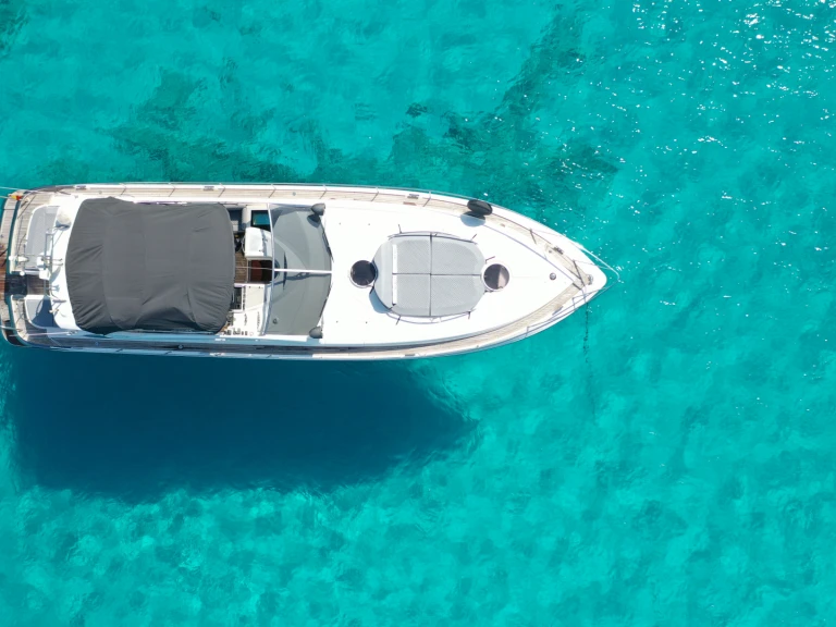 Noleggio Barca a motore Fairline con patente nautica