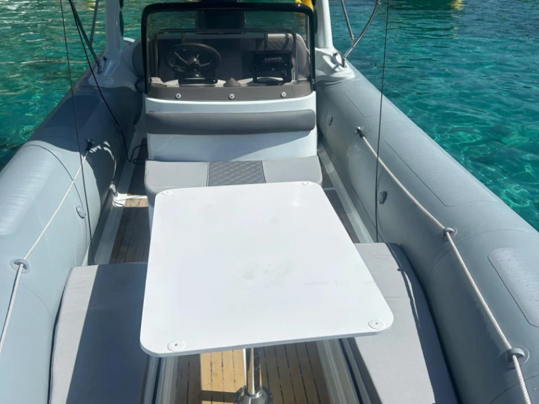 Noleggio Gommone Zodiac con patente nautica