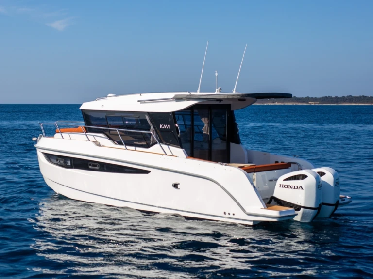 Noleggiare una Advanced Yachts Kavi 9 a Spalato