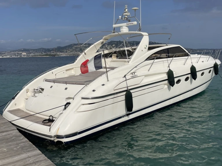 Noleggio Barca a motore con o senza skipper Princess a Cannes