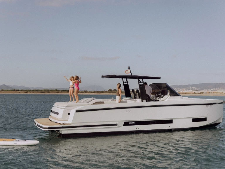 Noleggio Barca a motore con o senza skipper DEANTONIO YACHTS a Dénia