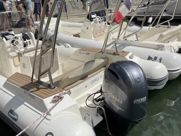 Noleggio Gommone a Argelès-sur-Mer – Capelli Tempest 700