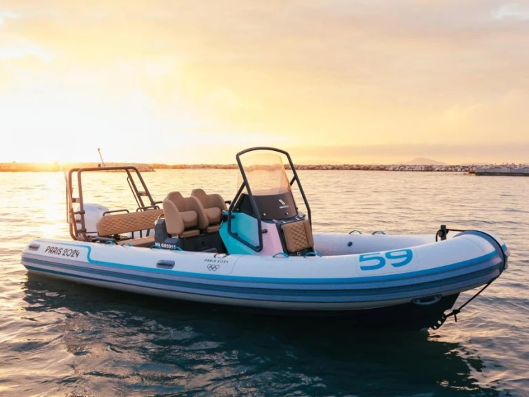 Noleggio Gommone Highfield con patente nautica