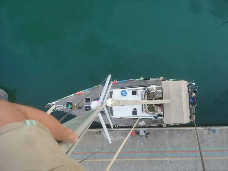 Noleggiare una dofour Dofour 485 a Siracusa