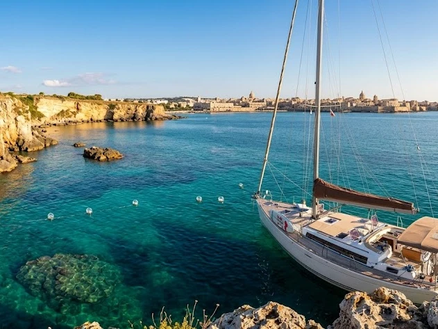 Noleggio barche Siracusa economico Dofour 485