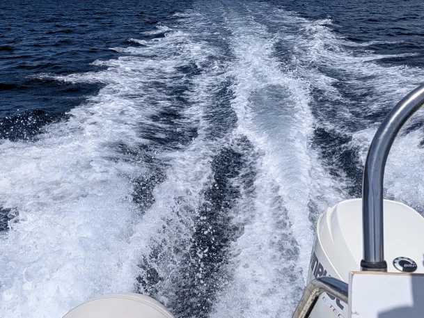 Noleggio Gommone Lomac con patente nautica