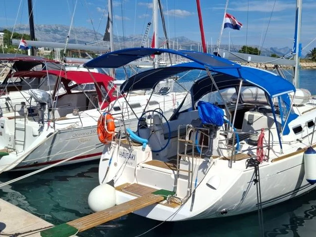 Noleggiare una Dufour Dufour 455 Grand Large a Spalato