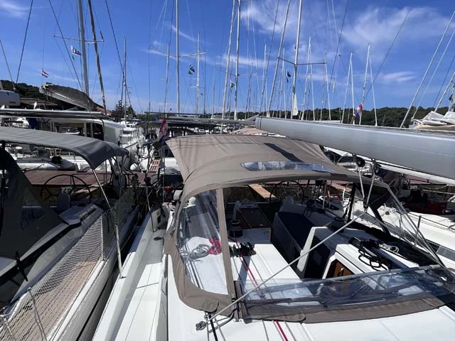 Noleggio Barca a vela con o senza skipper Jeanneau a Trogir