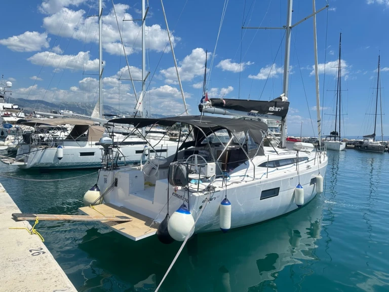 Noleggio barche Elan Impression 45 a Spalato su Samboat