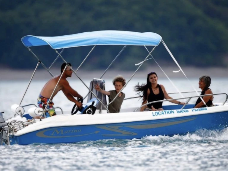 Noleggio barche Marino 450 a Marsiglia su Samboat