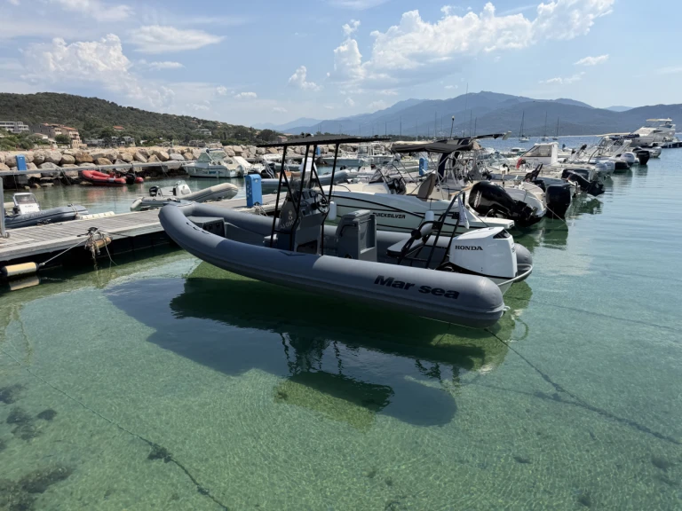 Noleggiare una MAR SEA FISHER 680 a Porto Pollo