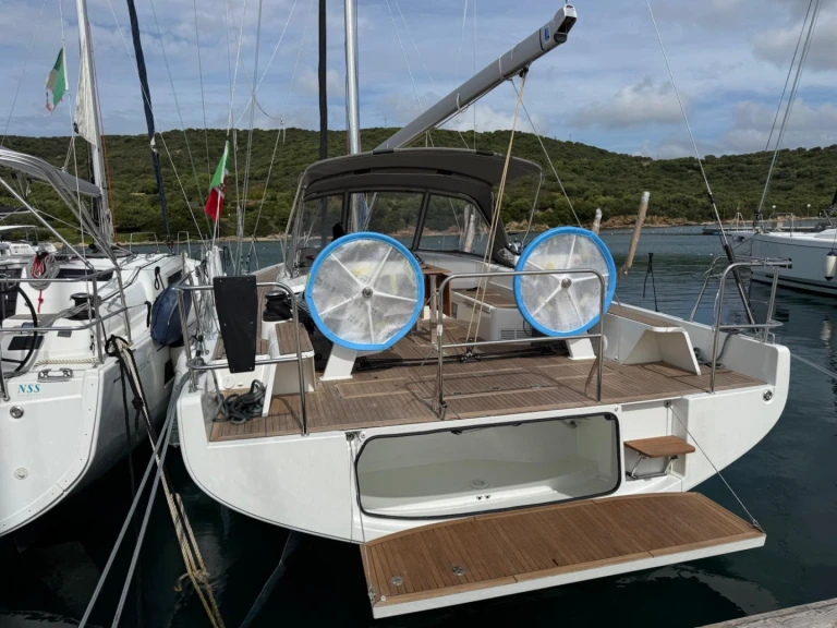 Noleggio Barca a vela Bénéteau con patente nautica