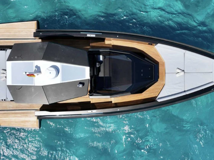 Noleggiare una WALLY YACHTS 48 a Ibiza Town