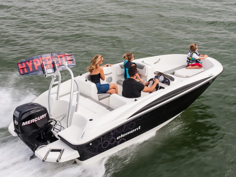 Noleggio barche Bayliner Bayliner 160 a Club Nautico S'Estanyol su Samboat