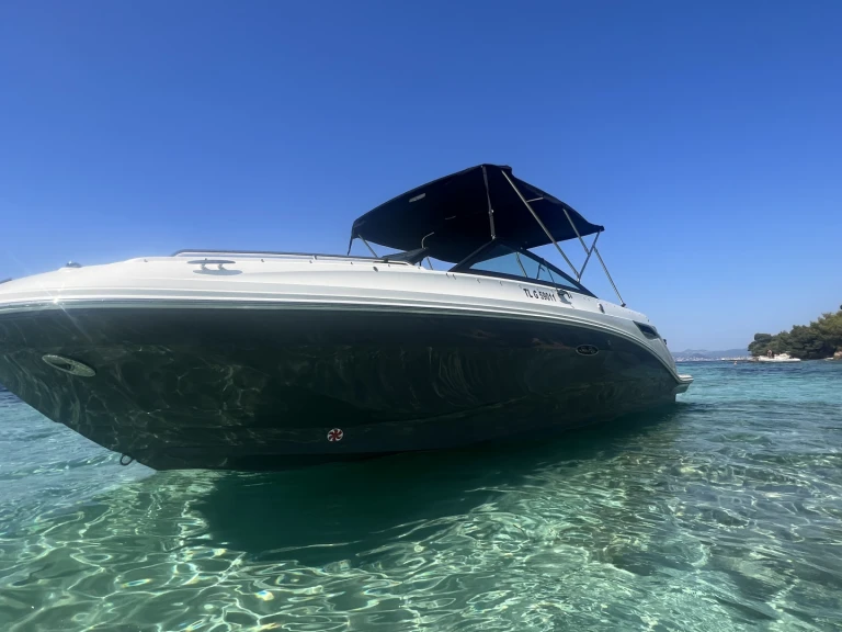 Sea Ray  250 sdx da affittare a  Port Fréjus