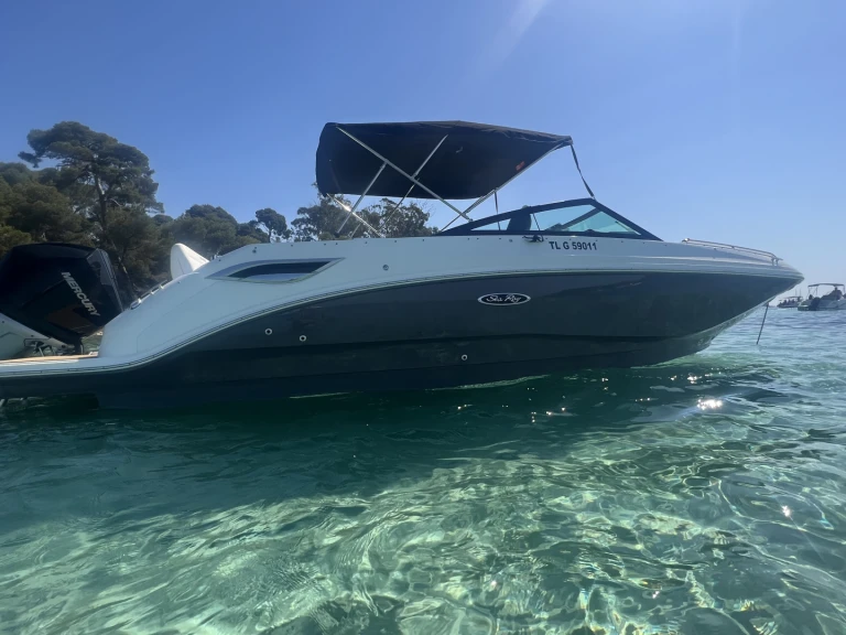 Noleggiare una Sea Ray  250 sdx a Port Fréjus