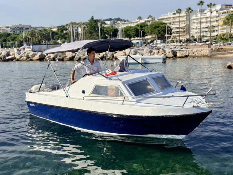 Noleggio Barca a motore a Cannes – Rocca Super Mistral