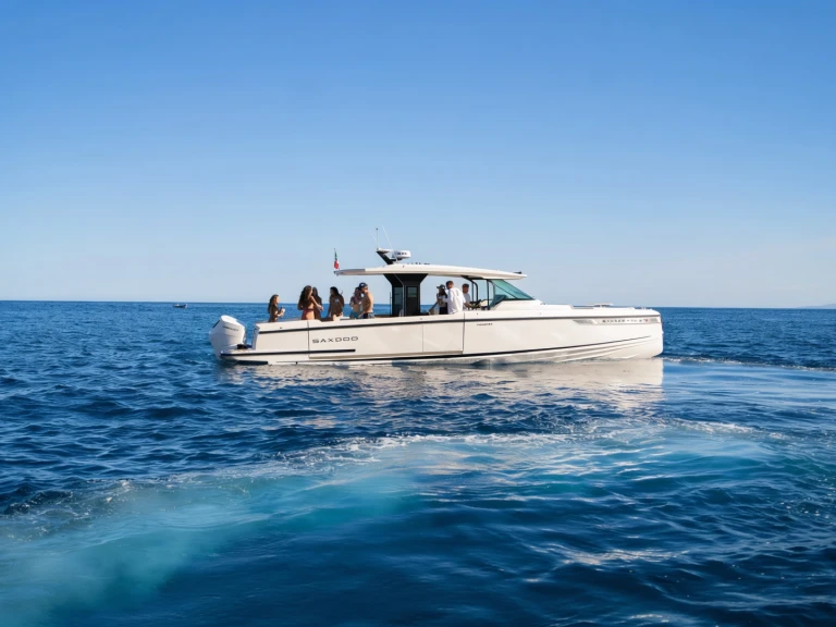 Noleggio a Giardini-Naxos – Saxdor SAXDOR 400 GTS su SamBoat