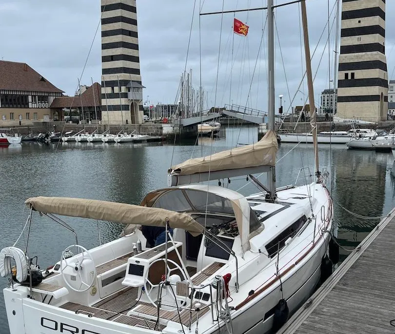 Noleggio barche Fountaine Pajot Dufour 410 a Larmor-Plage su Samboat