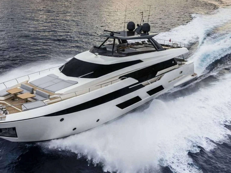 Noleggio barche Ferretti FERRETTI 920 a Ibiza Town su Samboat
