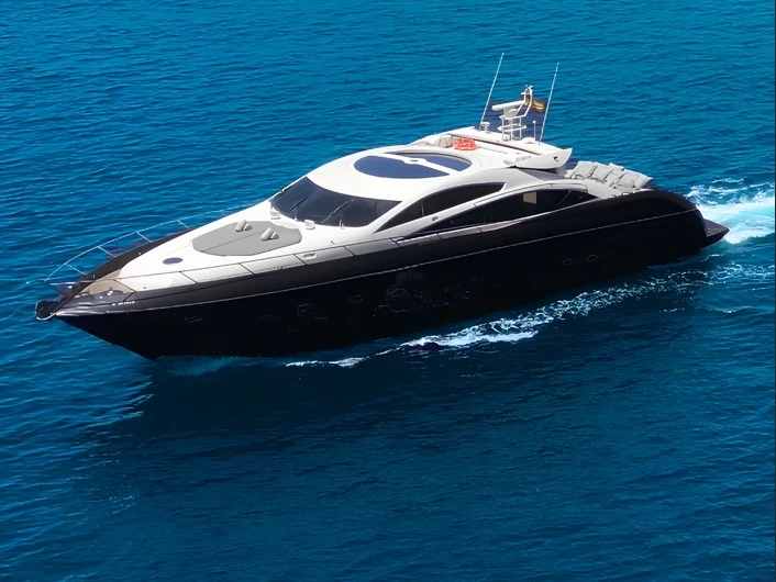 Noleggio Yacht di lusso con o senza skipper Sunseeker a Ibiza Town
