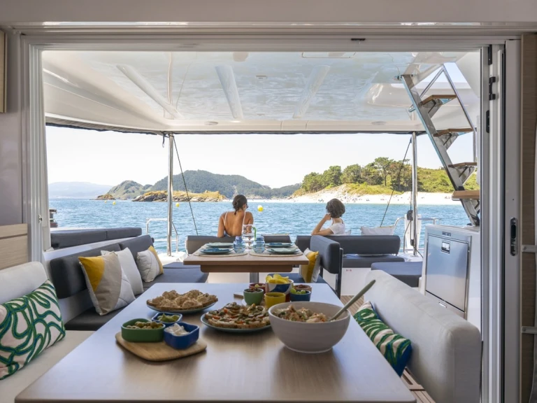 Noleggio a Eden Island – Lagoon Lagoon 43 su SamBoat