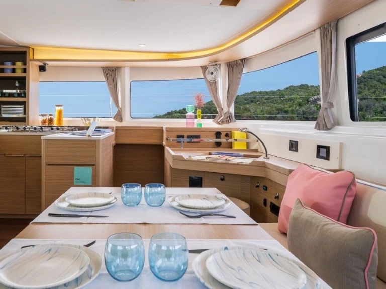 Noleggio barche Lagoon Lagoon 46 Iconic a Eden Island su Samboat