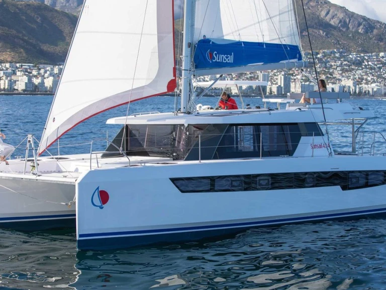 Catamarano a noleggio a Road Town al miglior prezzo