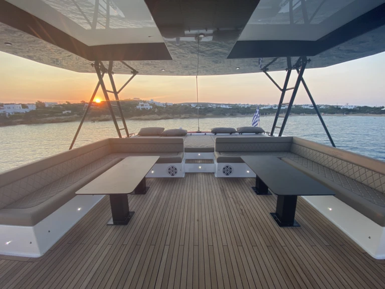  Moon Yacht 60  da affittare a  Lávrio