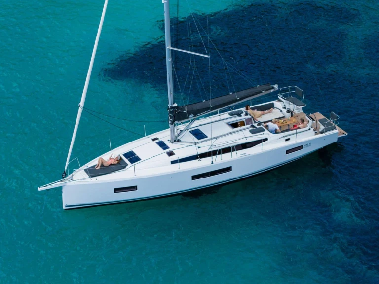 Noleggiare una Jeanneau Sun Odyssey 455 a Road Town