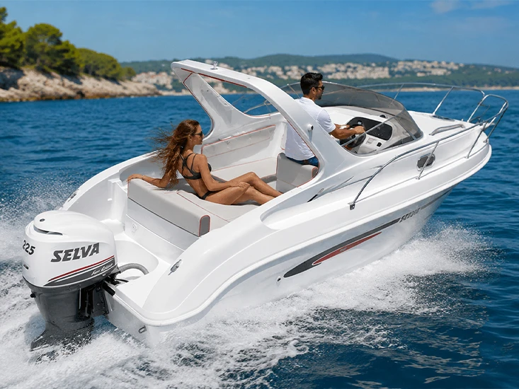 Noleggio Barca a motore Selva-Marine con patente nautica