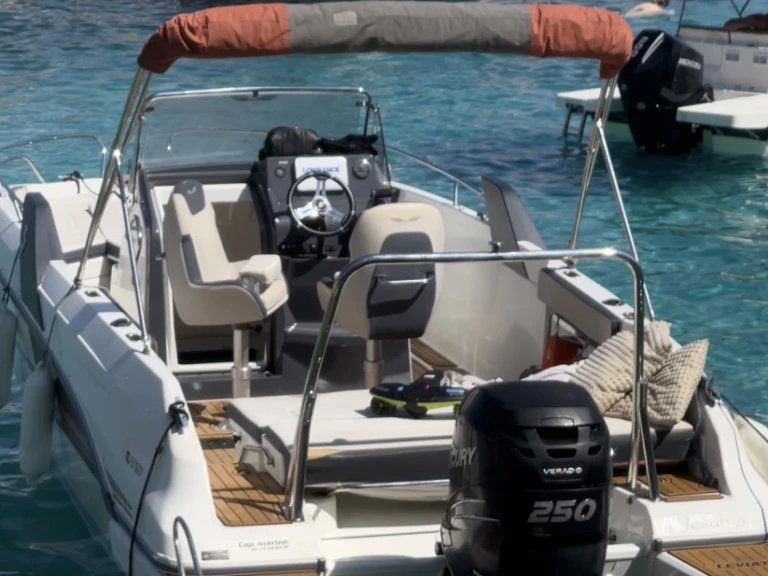 Noleggio a Marsiglia – Bénéteau Flyer 7.7 SPACEdeck su SamBoat