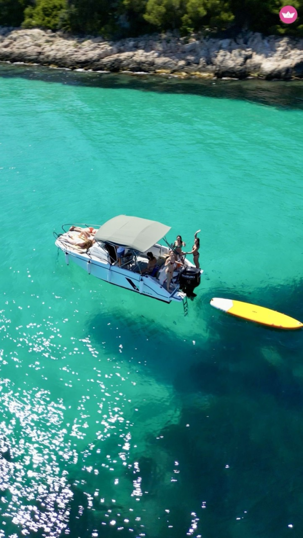 Noleggio Barca a motore Bénéteau con patente nautica