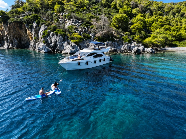 Azimut Azimut 46 Fly da affittare a  Alimos Marina