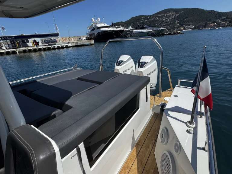 Noleggio Barca a motore con o senza skipper Axopar a Mandelieu-la-Napoule