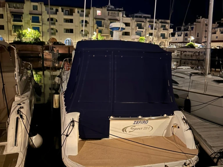 Noleggiare una Saver Saver 330 Sport a Fano