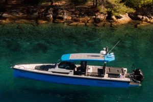 Noleggio Barca a motore con o senza skipper Axopar a Zara