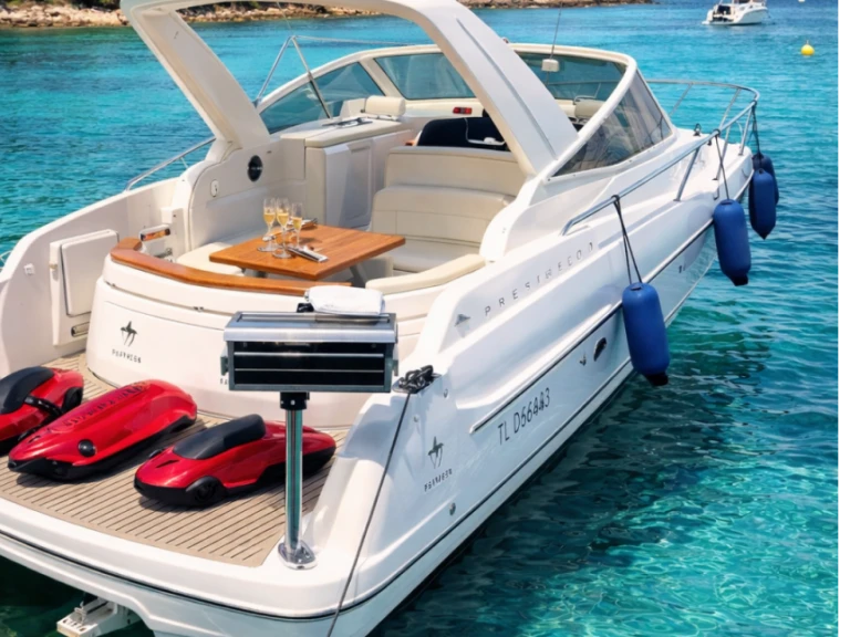 Noleggio Barca a motore con o senza skipper Jeanneau a Cannes