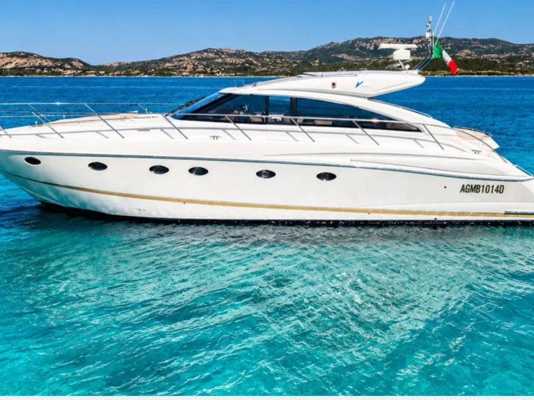 Princess Princess V53 da affittare a  Port of Cannigione