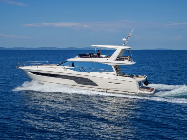 Noleggiare una Jeanneau Prestige 590 a Podstrana