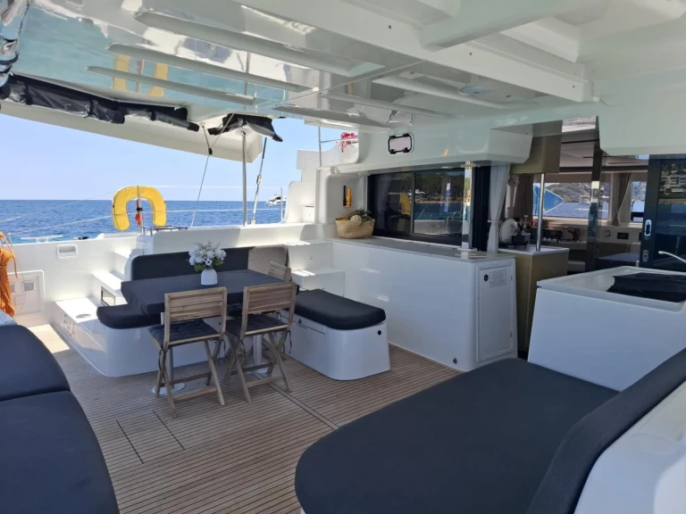 Noleggio a Dénia – Lagoon Lagoon 46 su SamBoat