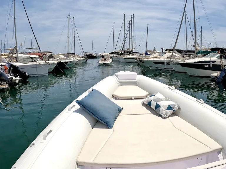 Noleggio Barca a motore a Mandelieu-la-Napoule – Stingher 24 GT