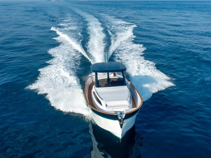 Noleggio barche Apreamare Apreamare Gozzo 35 a Antibes su Samboat