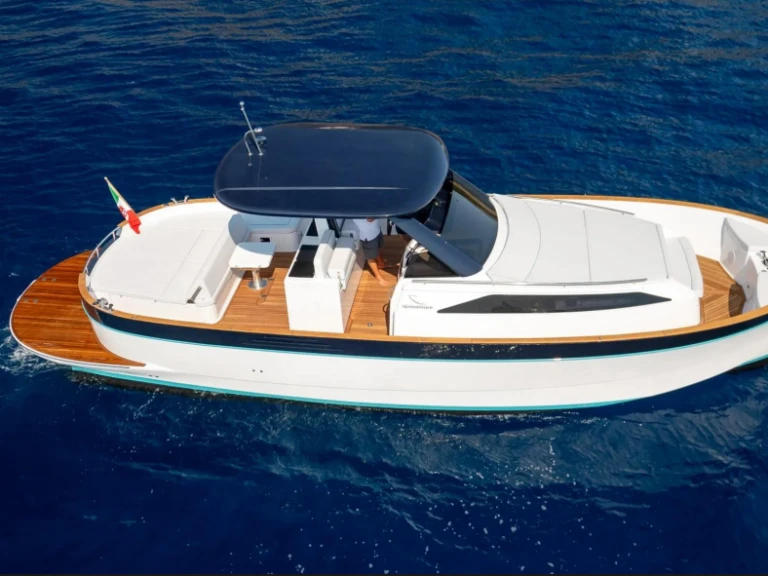 Apreamare Apreamare Gozzo 35 da affittare a  Antibes