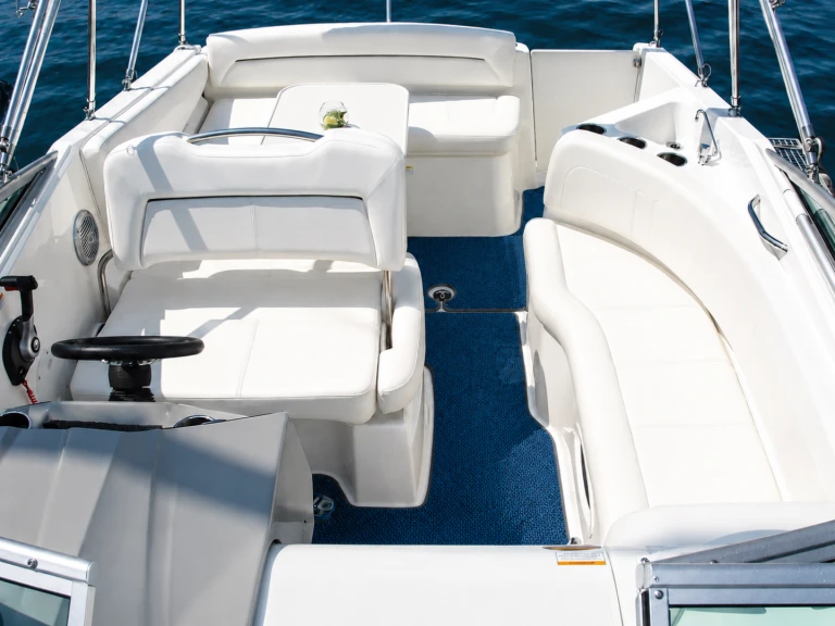 Noleggio Barca a motore con o senza skipper Bayliner a Thonon-les-Bains