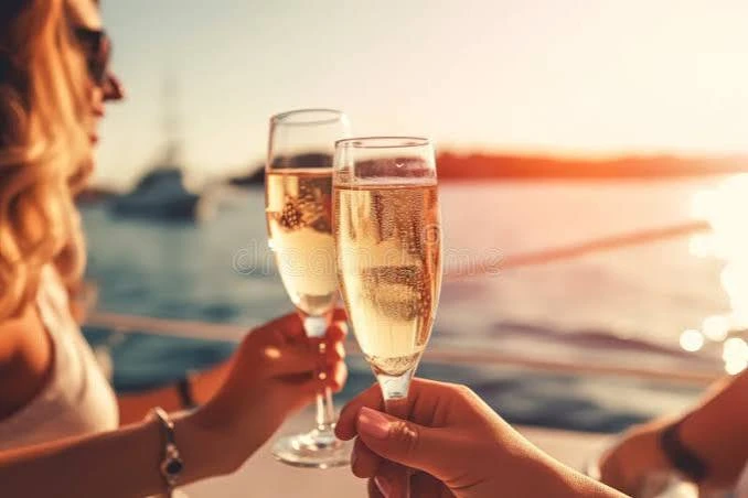 Noleggio Barca a motore con o senza skipper Grand Banks a Cannes