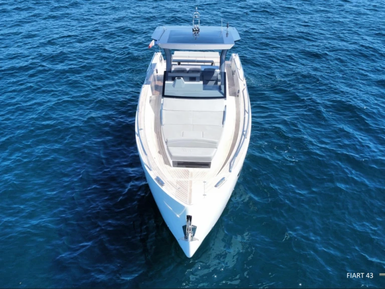 Noleggio Barca a motore Fiart con patente nautica