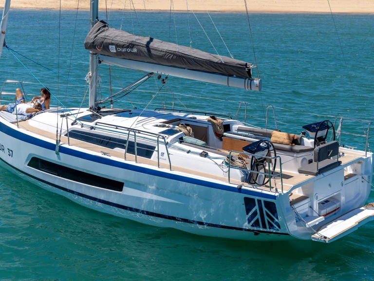Noleggio Barca a vela 3 con patente nautica