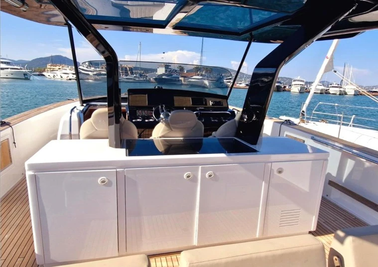 Pardo Yachts Pardo 43 da affittare a  Juan-les-Pins